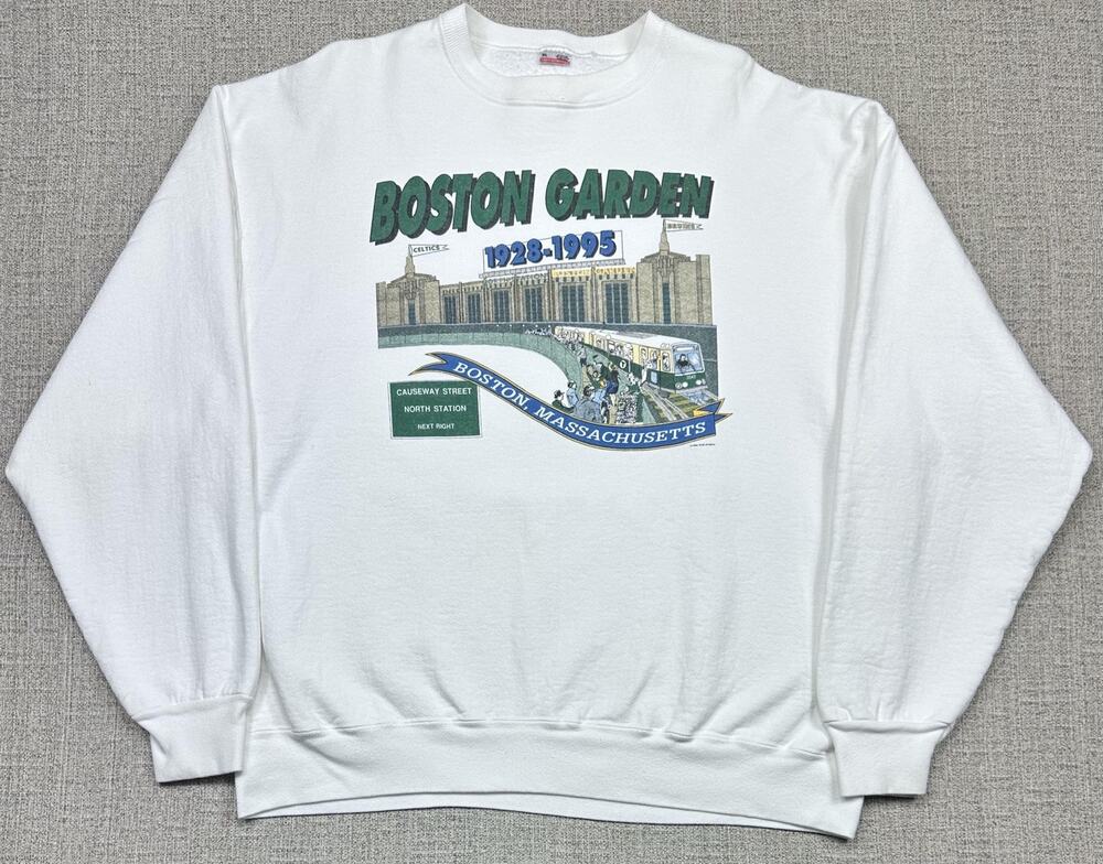 Vintage Boston Celtics Sweatshirt Mens XL Boston Garden USA Licensed 25x27